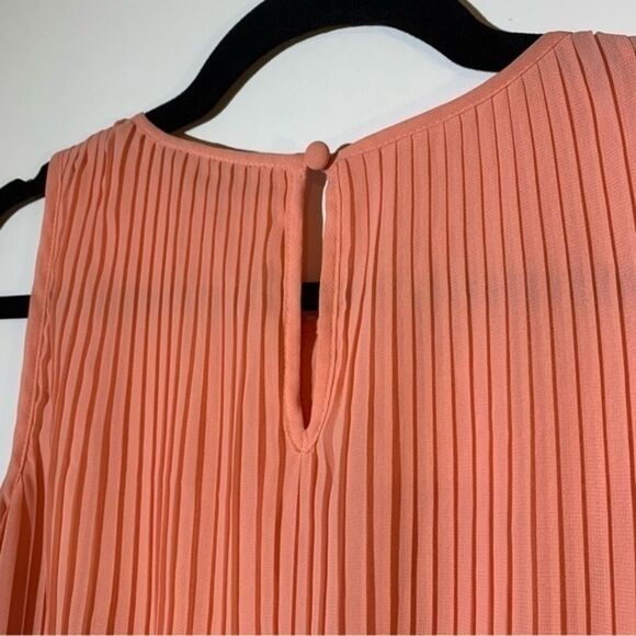 Apt. 9 Pleated Tank Top - Picture 4 of 7